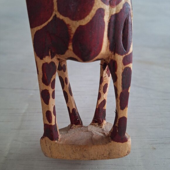 Hand Carved Wooden Giraffe Figurine Sculpture Kenya Africa Statue Safari - Picture 5 of 7